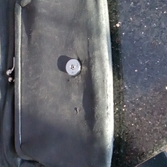 Women's Donald J. Pliner Folding Wallet - Picture 4 of 6